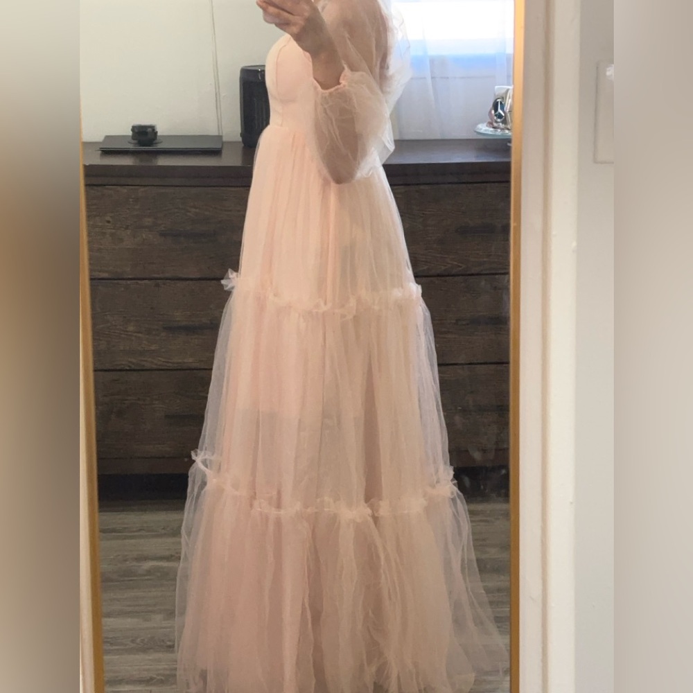 Elegant Pink Tulle dress